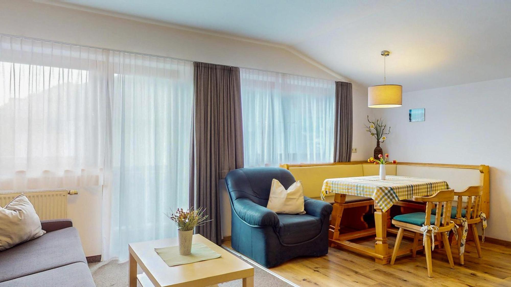 Cafe Pension Heim Kirchberg in Tirol Kültér fotó